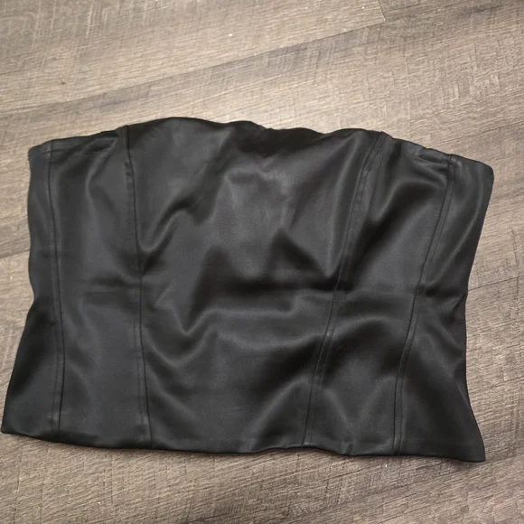 Aritzia Black Strapless Bustier Top - Picture 2 of 3